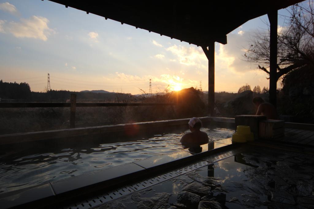 Kagoiwa Onsen Ryokan Nikko Exterior foto